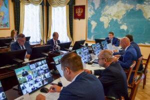 Глава Росрыболовства обсудил с рыбацким сообществом ситуацию на промысле во всех районах работы российского флота