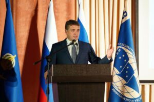 Руководитель Росрыболовства поздравил со 125-летием Волжско-Каспийский филиал ВНИРО и вручил награды лучшим сотрудникам