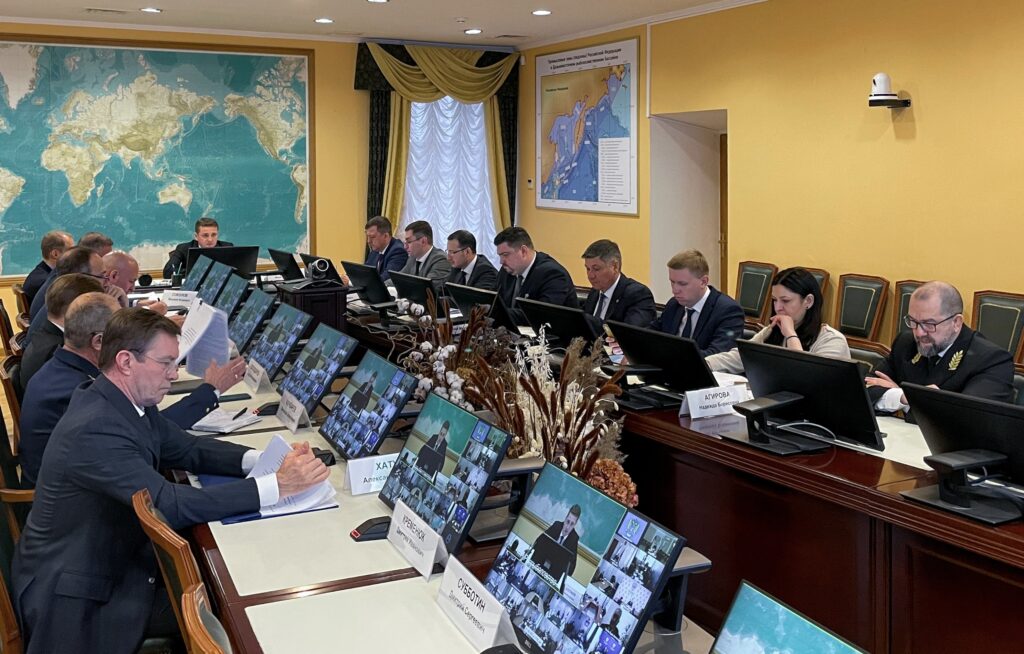 Глава Росрыболовства провел совещание по итогам работы рыбоохраны в 2022 году и планах на 2023 год