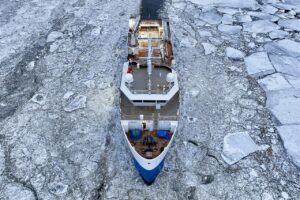 Краболов «Капитан Александров» передан заказчику