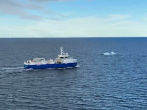 «Капитан Александров» следует на Дальний Восток по Северному морскому пути