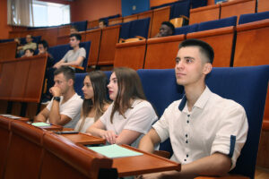 День знаний – старт нового учебного года: Росрыболовство поощрило достижения 19 студентов и курсантов стипендией имени Александра Ишкова