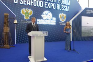 Лауреаты премии FishCorr получили свои награды на Международном рыбопромышленном форуме