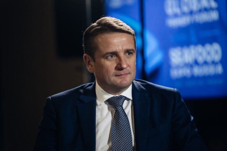 Глава Росрыболовства Илья Шестаков в интервью «Российской газете»: «Отечественный рынок обеспечен рыбной продукцией»