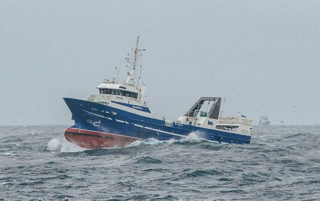 К новым рекордам: российские рыбаки преодолели планку в 5 млн тонн на начало декабря