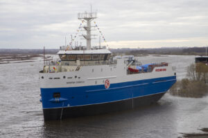 Новое краболовное судно спустили на воду в Нижегородской области – краболов строится по итогам инвестиционных аукционов для работы на Дальнем Востоке