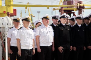 Команда знаменитого “Крузенштерна” готовится к новому морскому походу