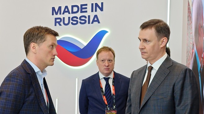 Дмитрий Патрушев осмотрел российскую экспозицию на международной выставке Gulfood 2026