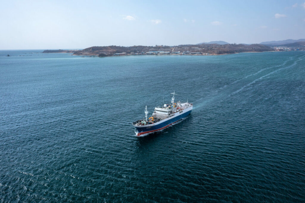 Промысловому флоту разрешено работать в нескольких районах за рейс