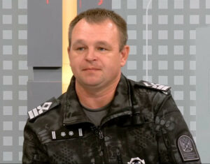 Инспектор рыбоохраны по Республике Башкортостан спас две семьи с детьми из сильного снегопада