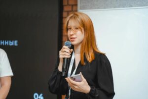 Программа продолжается!  После торжественного открытия образовательной программы для сотрудников Росрыболовства участники сразу включились в работу