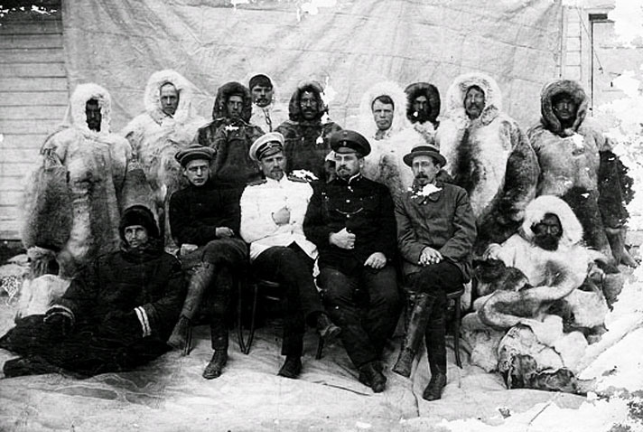 1912. Группа членов экспедиции Г.Я. Седова