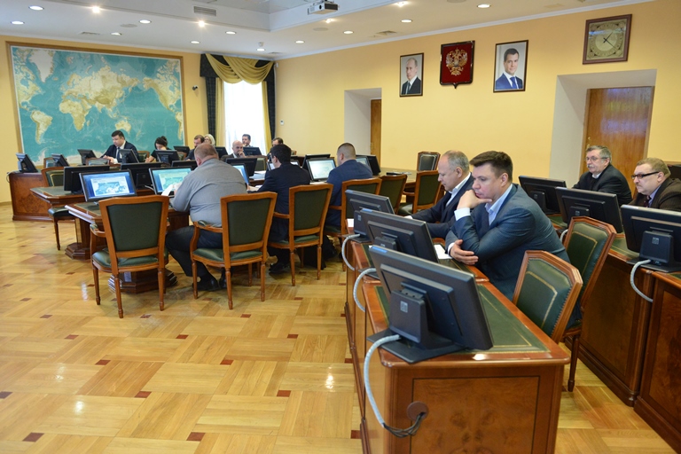 В Росрыболовстве обсудили стратегию развития морских терминалов для обслуживания рыбопромыслового флота