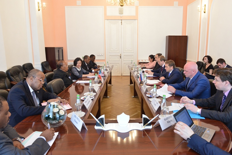 Россия и Экваториальная Гвинея намерены развивать сотрудничество в области рыбного хозяйства