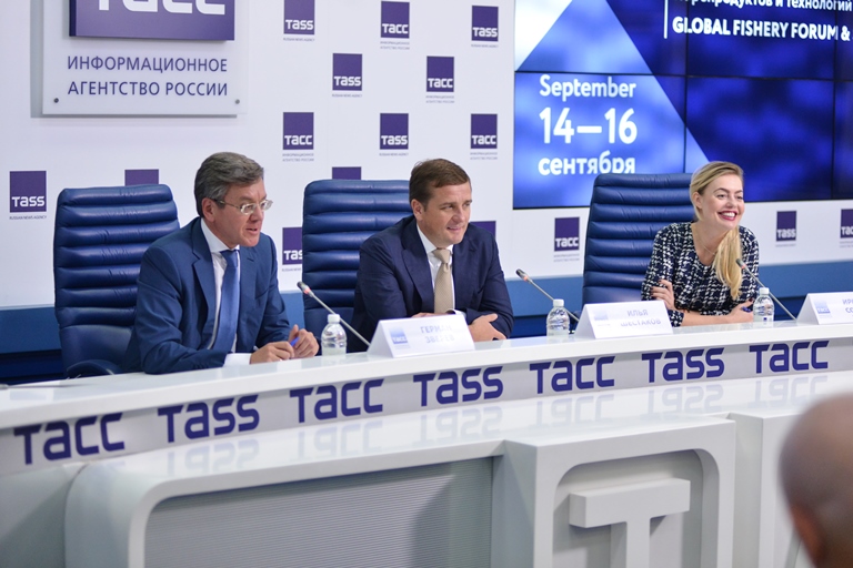 Пресс-конференция Ильи Шестакова, посвященная Международному рыбопромышленному форуму, прошла в ТАСС (Москва, 17 августа 2017 г.)