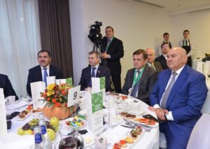 Илья Шестаков принял участие в «Деловом завтраке» в рамках выставки «Золотая осень» (Москва, 5 октября 2017 г.)