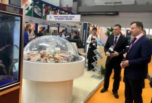 Петр Савчук возглавляет российскую делегацию на Международной выставке рыбной индустрии (КНР, Циндао, 1-3 ноября 2017 г.)