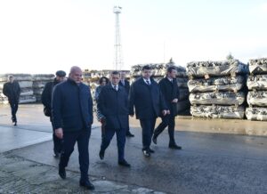 Илья Шестаков осмотрел Калининградский порт и посетил борт парусника «Крузенштерн» (Калининград, 17 ноября 2017 г.)