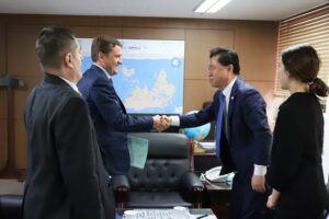 Илья Шестаков провел переговоры с министром рыболовства Республики Корея