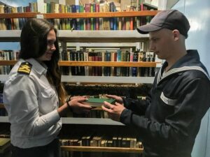 На барке «Седов» открылись библиотека и тренажерный зал