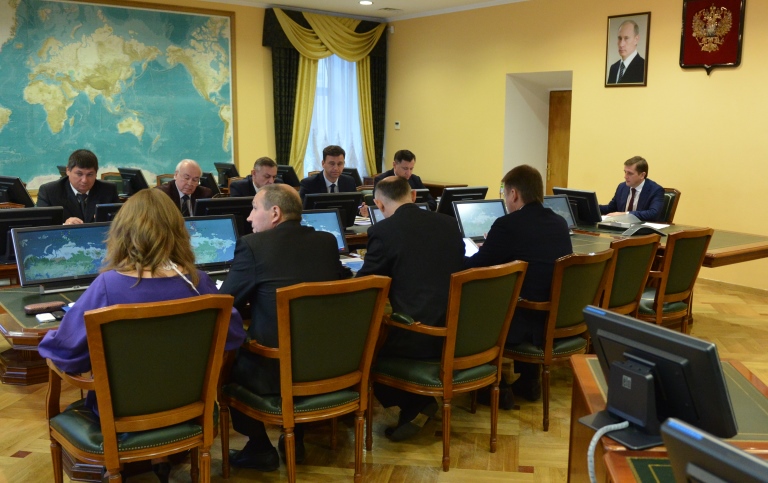 Илья Шестаков провел совещание по вопросу освидетельствования рыболовных судов на соответствие требованиям безопасности