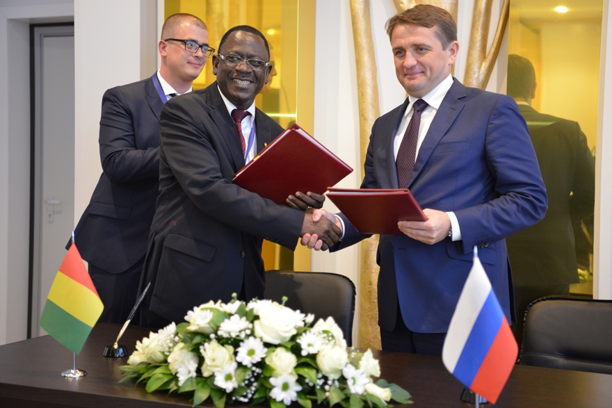 Россия и Гвинейская Республика заключили соглашение о сотрудничестве в области рыбного хозяйства и аквакультуры на полях Международного рыбопромышленного форума