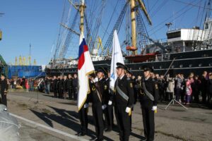 Академия вручила курсантские и студенческие билеты