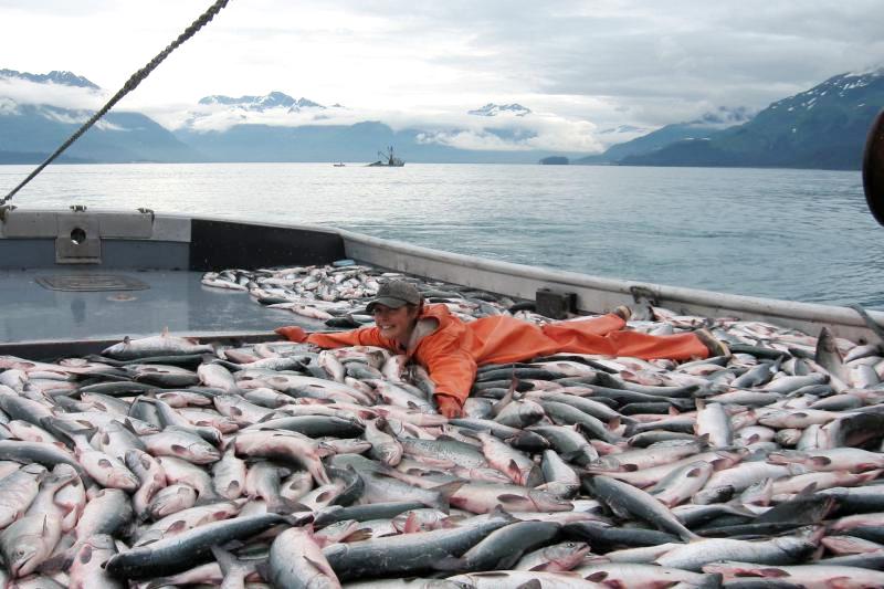 Рыбаки к началу декабря увеличили улов на 6,2% – до 4,7 млн тонн