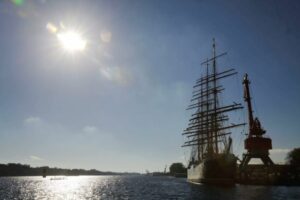 Барк «Седов» завершил навигацию 2018 года