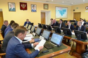 Росрыболовство организует спецплощадку для прямых закупок рекордного улова лососей розничными сетями