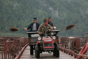 Специалисты ТИНРО тестируют экспериментальные корма для рыб