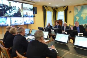 К концу января российские рыбаки выловили более 205 тыс. тонн минтая и сельди в Охотском море