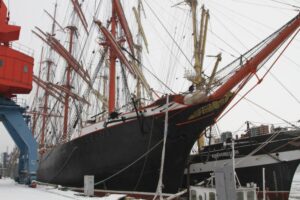 Учебные парусники Росрыболовства откроют навигацию весной 2019 года