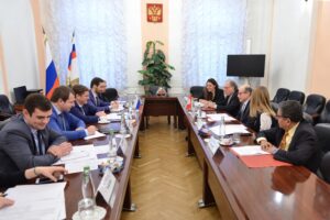 Глава Росрыболовства и посол Перу в России обсудили повестку предстоящей МПК по торгово-экономическому, научно-техническому сотрудничеству и рыболовству