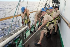 Фрегат «Паллада»: за две недели экспедиции пройдено более 2000 морских миль