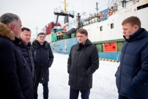 Глава Росрыболовства осмотрел портовое хозяйство г. Невельска и посетил Сокольниковский лососевый рыбоводный завод