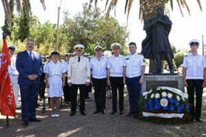 Глава Росрыболовства принял участие в церемонии возложения венков к памятнику Беллинсгаузену в Монтевидео
