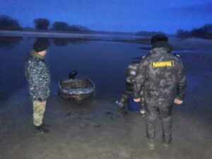 На реке Дон задержаны нарушители, ловившие рыбу на зимовальной яме