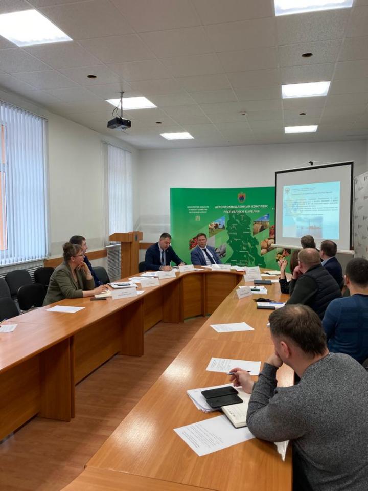 Представители Северо-Западного ТУ и Министерства сельского и рыбного хозяйства Республики Карелии обсудили вопросы соблюдения условий договоров пользования рыбоводными участками